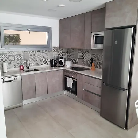 Amalia Fase 2 Apr. 35 * 托雷维耶哈